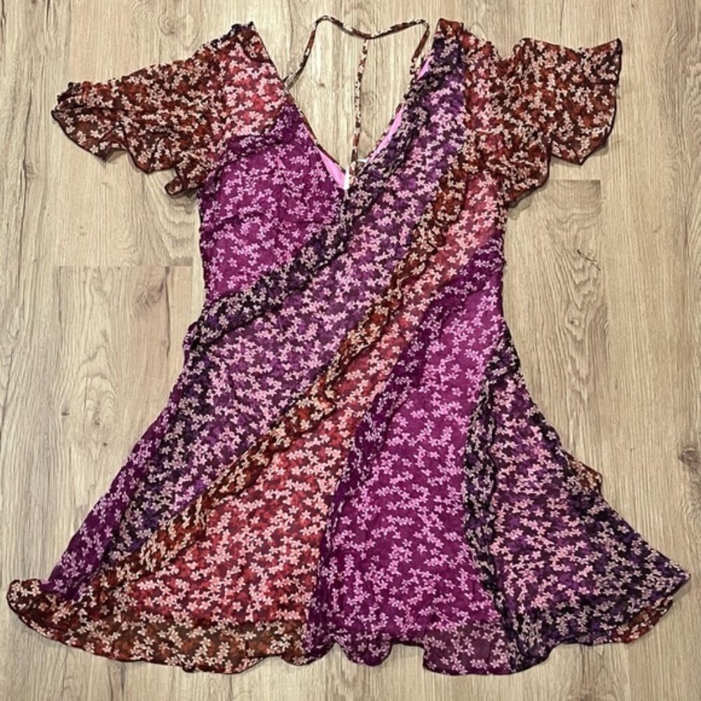 NWT Anthropologie Floral Ruffle Strappy V-neck Flutter Sleeve Mini Dress Size S